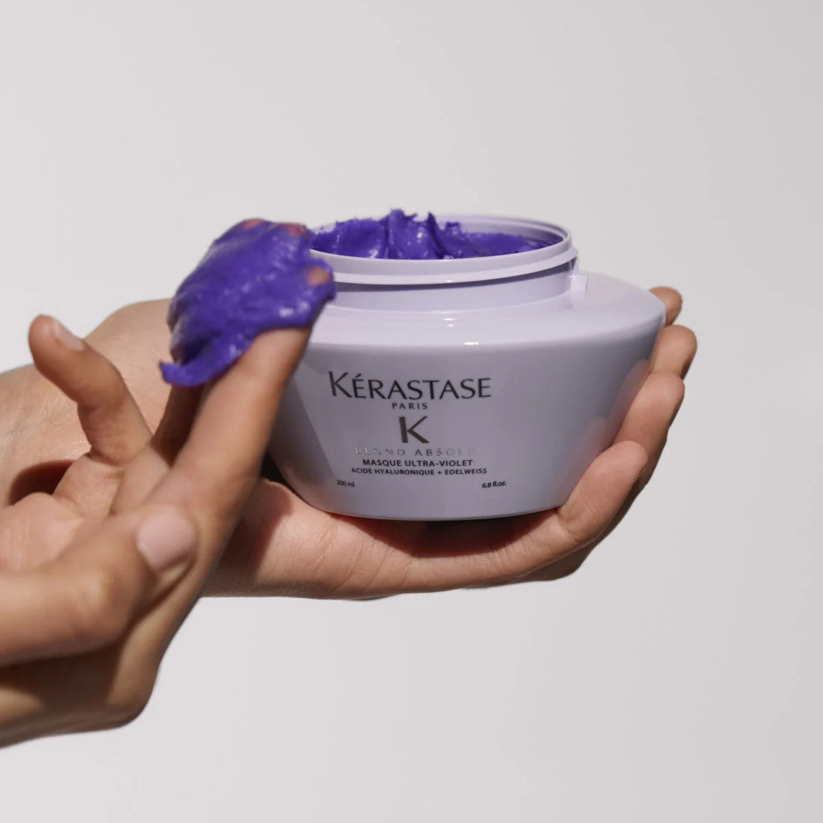 Masca Kerastase - Blond Absolu Masque Ultra-Violet - Pentru Neutralizarea Tonurilor Galbene 200ml